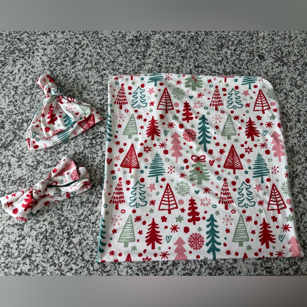 Holiday Newborn Blanket with Matching Bow and Hat